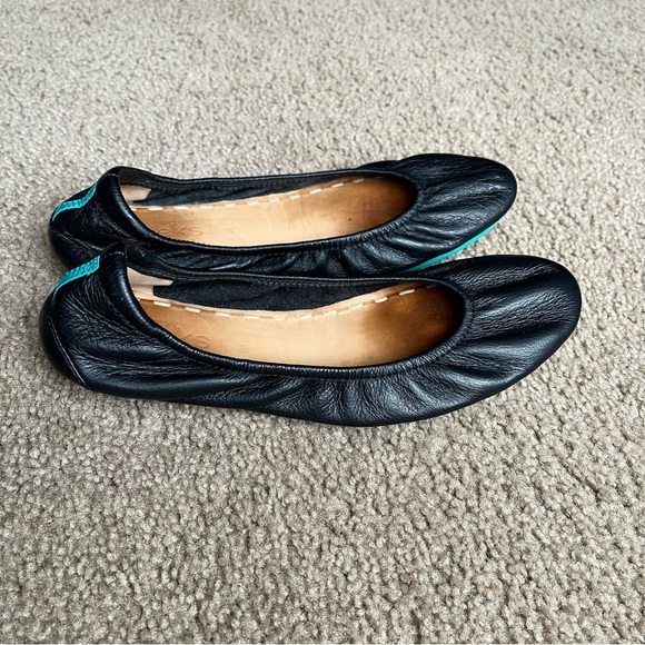 Tieks Women's Matte Black Italian Leather Ballet Flats Sz 8 - Picture 2 of 12